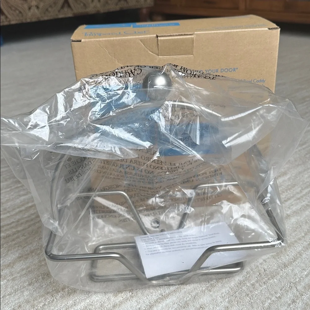 NIB Pampered Chef Simple Additions Small Bowl Caddy #1946
